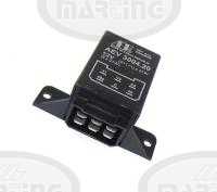 Relay for fourway flasher AEV 3004 (6211-5729, 6245-5721)
Click to display image detail.