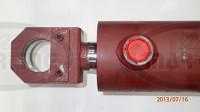 Hydraulic cylinder HV110/55/700 231 211
Click to display image detail.